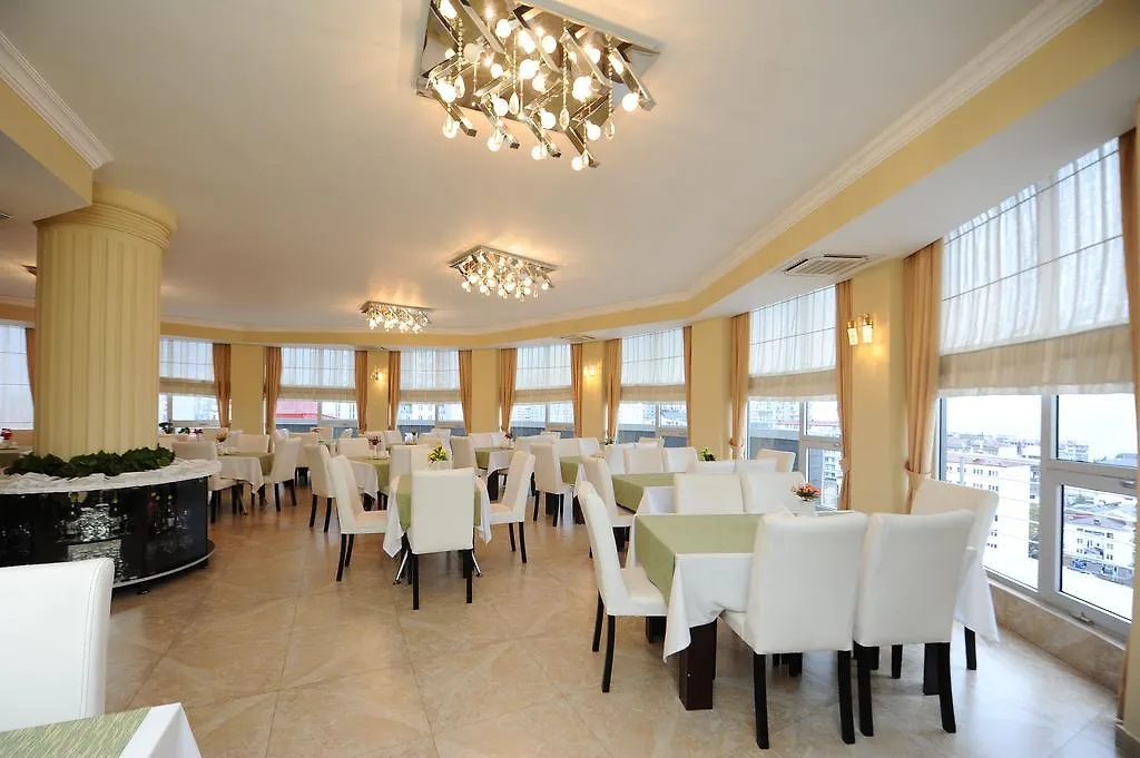 Hotel Aisi Batumi 4*,