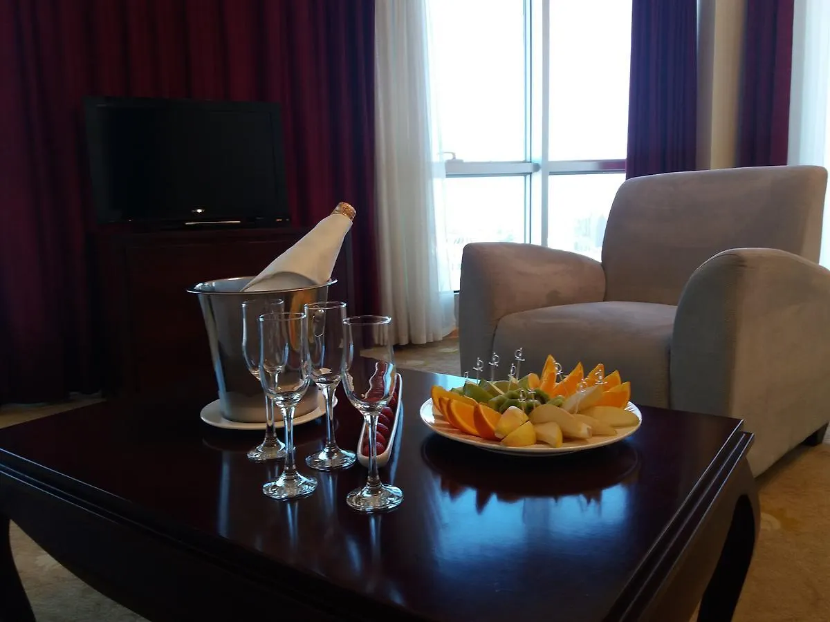 Hotel Aisi Batumi 4*,